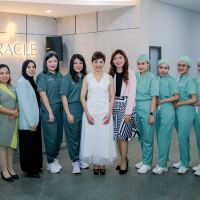 Banner Klinik Kecantikan Miracle Makassar Hadirkan Fasilitas Lengkap dan Hasil Nyata di Lokasi Baru